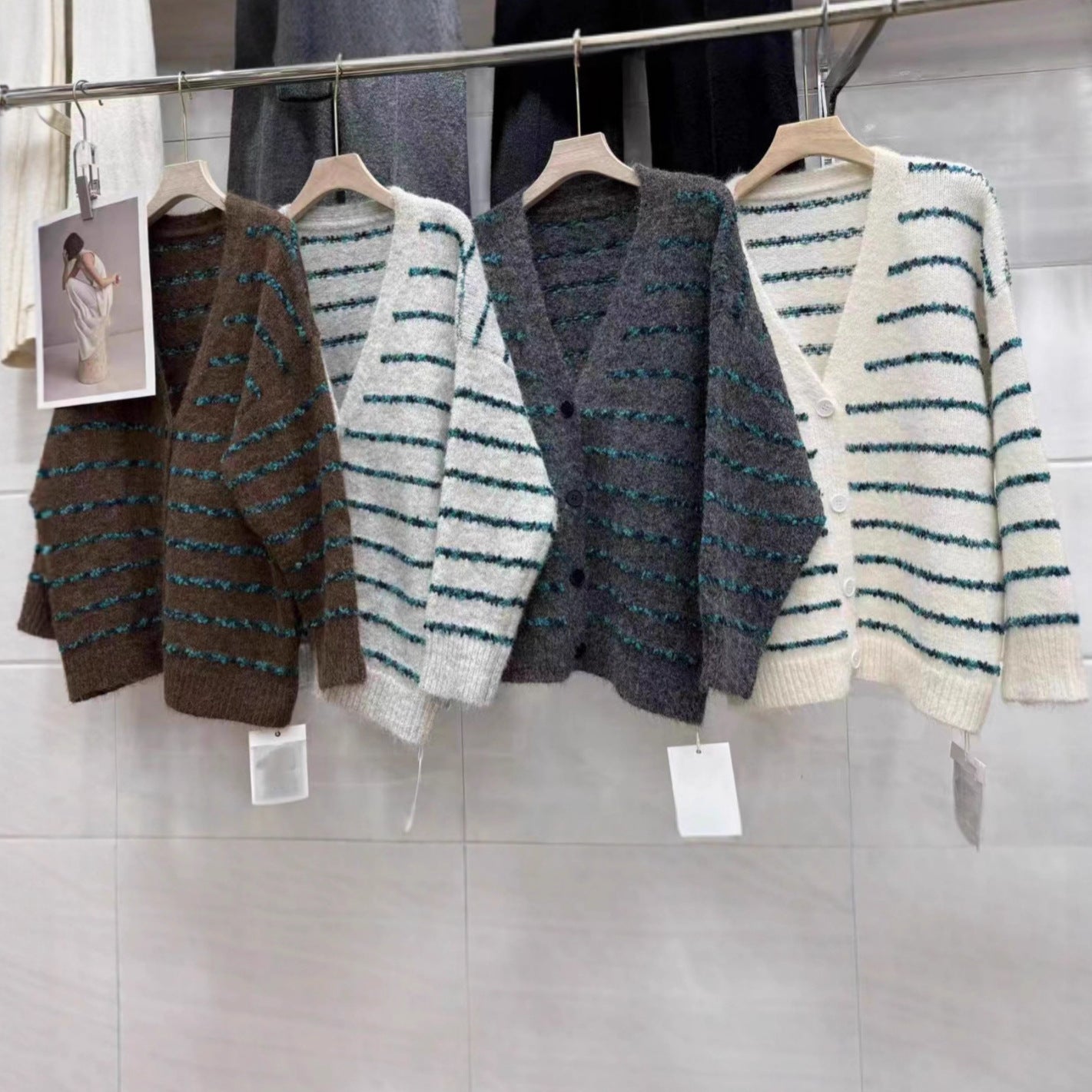 Version Color Block Stripe V-Neck Knitted Cardigan Women Loose Soft Lazy Style Sweater Jacket